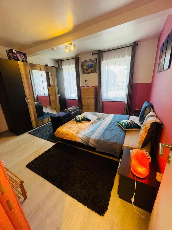Villa Bien-Etre-Au-Calme Et Parking Gratuit Seraing Exterior foto